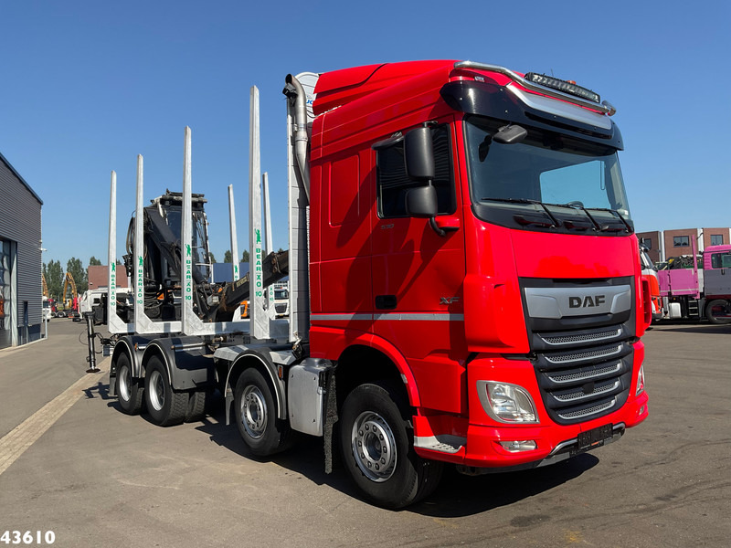 DAF FAD XF 530 8x4 Holzkran - Vinçli kamyon: fotoğraf 4 DAF FAD XF 530 8x4 Holzkran - Vinçli kamyon: fotoğraf 4