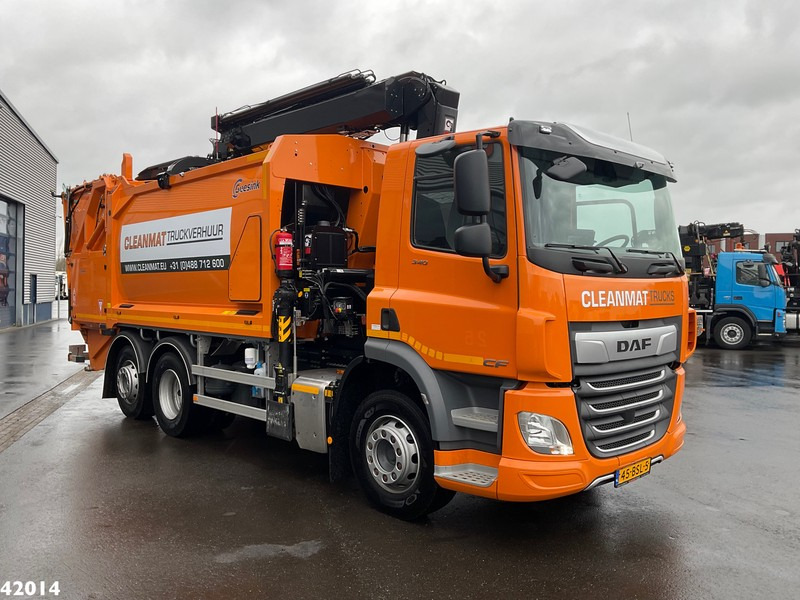 DAF FAN CF 340 Hiab 23 ton/meter laadkraan Welvaarts weighing system - Çöp kamyonu: fotoğraf 3 DAF FAN CF 340 Hiab 23 ton/meter laadkraan Welvaarts weighing system - Çöp kamyonu: fotoğraf 3