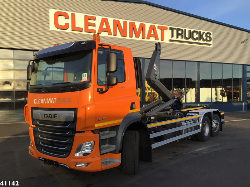 DAF FAN CF 430 VDL 21 Ton haakarmsysteem - Kancalı yükleyici kamyon: fotoğraf 1 DAF FAN CF 430 VDL 21 Ton haakarmsysteem - Kancalı yükleyici kamyon: fotoğraf 1