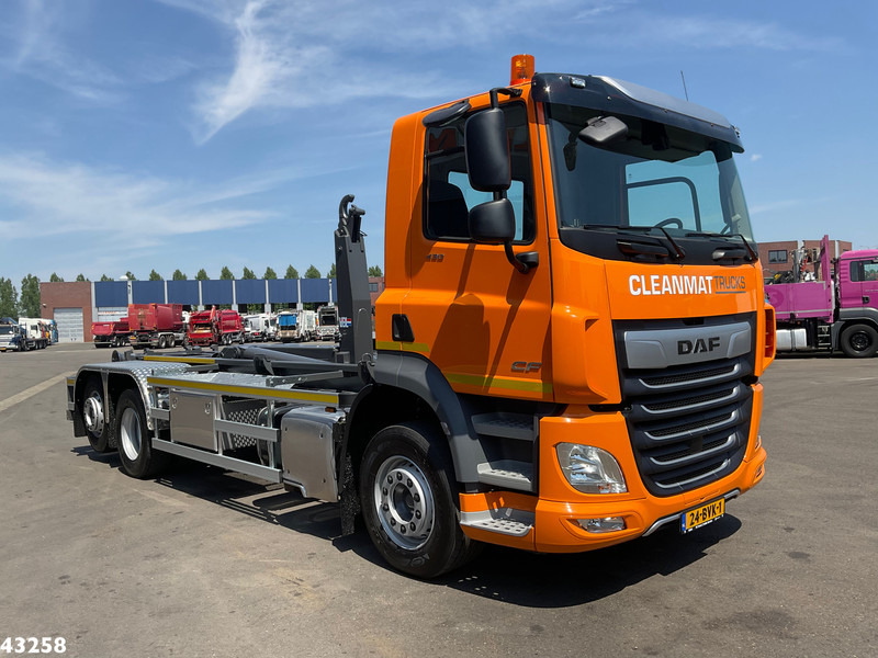 DAF FAN CF 430 VDL 21 Ton haakarmsysteem - Kancalı yükleyici kamyon: fotoğraf 3 DAF FAN CF 430 VDL 21 Ton haakarmsysteem - Kancalı yükleyici kamyon: fotoğraf 3