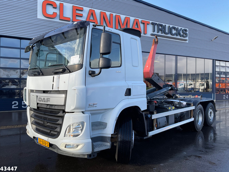 DAF FAN CF 440 Euro 6 20 Ton haakarmsysteem - Kancalı yükleyici kamyon: fotoğraf 1 DAF FAN CF 440 Euro 6 20 Ton haakarmsysteem - Kancalı yükleyici kamyon: fotoğraf 1