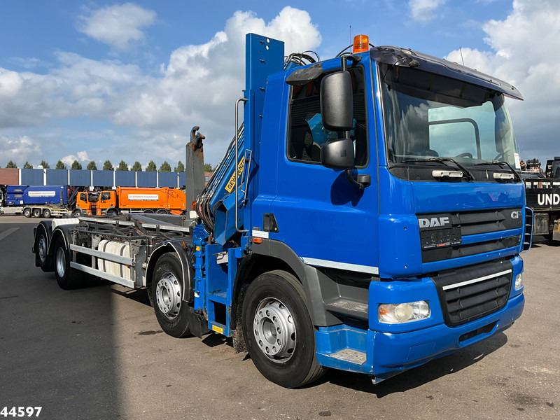 DAF FAX 85 CF 360 8x2 Euro 5 Hiab 16 Tonmeter laadkraan - Kancalı yükleyici kamyon, Vinçli kamyon: fotoğraf 3 DAF FAX 85 CF 360 8x2 Euro 5 Hiab 16 Tonmeter laadkraan - Kancalı yükleyici kamyon, Vinçli kamyon: fotoğraf 3