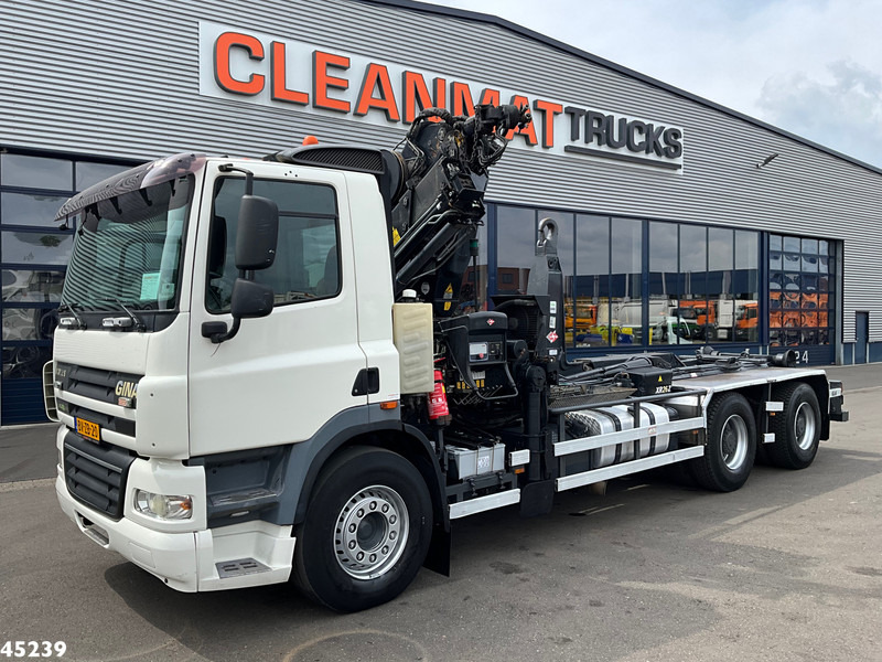 Ginaf X 3232 S Euro 5 Manual Hiab 28 Tonmeter laadkraan - Kancalı yükleyici kamyon, Vinçli kamyon: fotoğraf 2 Ginaf X 3232 S Euro 5 Manual Hiab 28 Tonmeter laadkraan - Kancalı yükleyici kamyon, Vinçli kamyon: fotoğraf 2