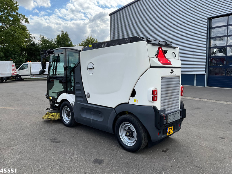 Mathieu MC 210 Azura Flex Euro 6 - Yol süpürme aracı: fotoğraf 5 Mathieu MC 210 Azura Flex Euro 6 - Yol süpürme aracı: fotoğraf 5