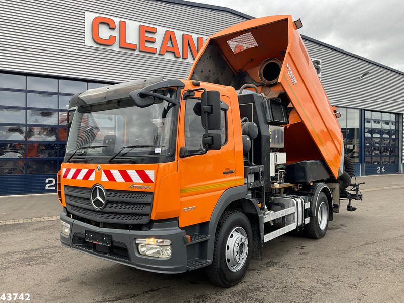 Mercedes-Benz ATEGO 1523 Faun VIAJET 6 R/HS Wegdekreiniger Just 14.776 km! - Yol süpürme aracı: fotoğraf 3 Mercedes-Benz ATEGO 1523 Faun VIAJET 6 R/HS Wegdekreiniger Just 14.776 km! - Yol süpürme aracı: fotoğraf 3
