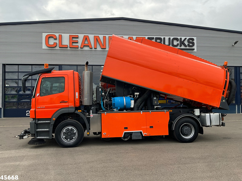 Mercedes-Benz Axor 1833 4x4 Schörling SORF Schienenreinigungs/Railway sweeper Just 38.680 Km! - Yol süpürme aracı: fotoğraf 2 Mercedes-Benz Axor 1833 4x4 Schörling SORF Schienenreinigungs/Railway sweeper Just 38.680 Km! - Yol süpürme aracı: fotoğraf 2