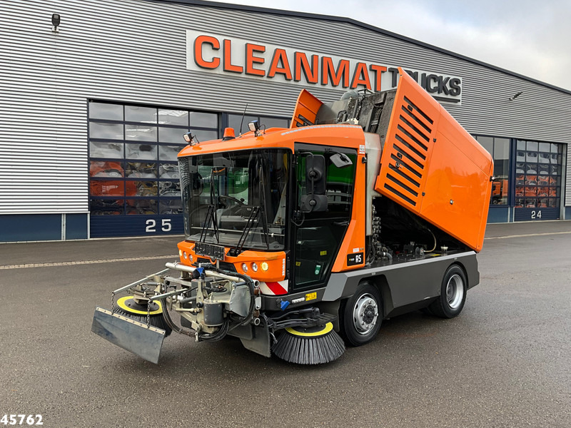 Ravo 580 Euro 6 with 3-rd brush - Yol süpürme aracı: fotoğraf 1 Ravo 580 Euro 6 with 3-rd brush - Yol süpürme aracı: fotoğraf 1