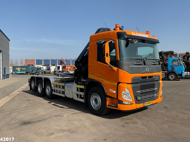 Volvo FM 420 8x2 HMF 28 Tonmeter laadkraan - Kancalı yükleyici kamyon, Vinçli kamyon: fotoğraf 5 Volvo FM 420 8x2 HMF 28 Tonmeter laadkraan - Kancalı yükleyici kamyon, Vinçli kamyon: fotoğraf 5
