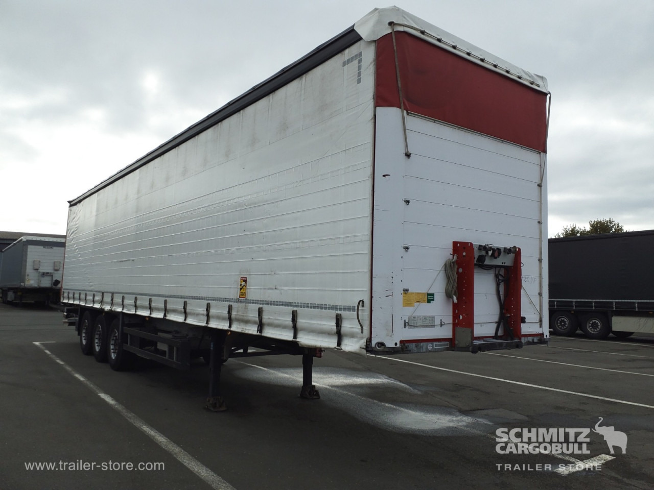 SCHMITZ Curtainsider Standard Taillift - Tenteli dorse: fotoğraf 1 SCHMITZ Curtainsider Standard Taillift - Tenteli dorse: fotoğraf 1