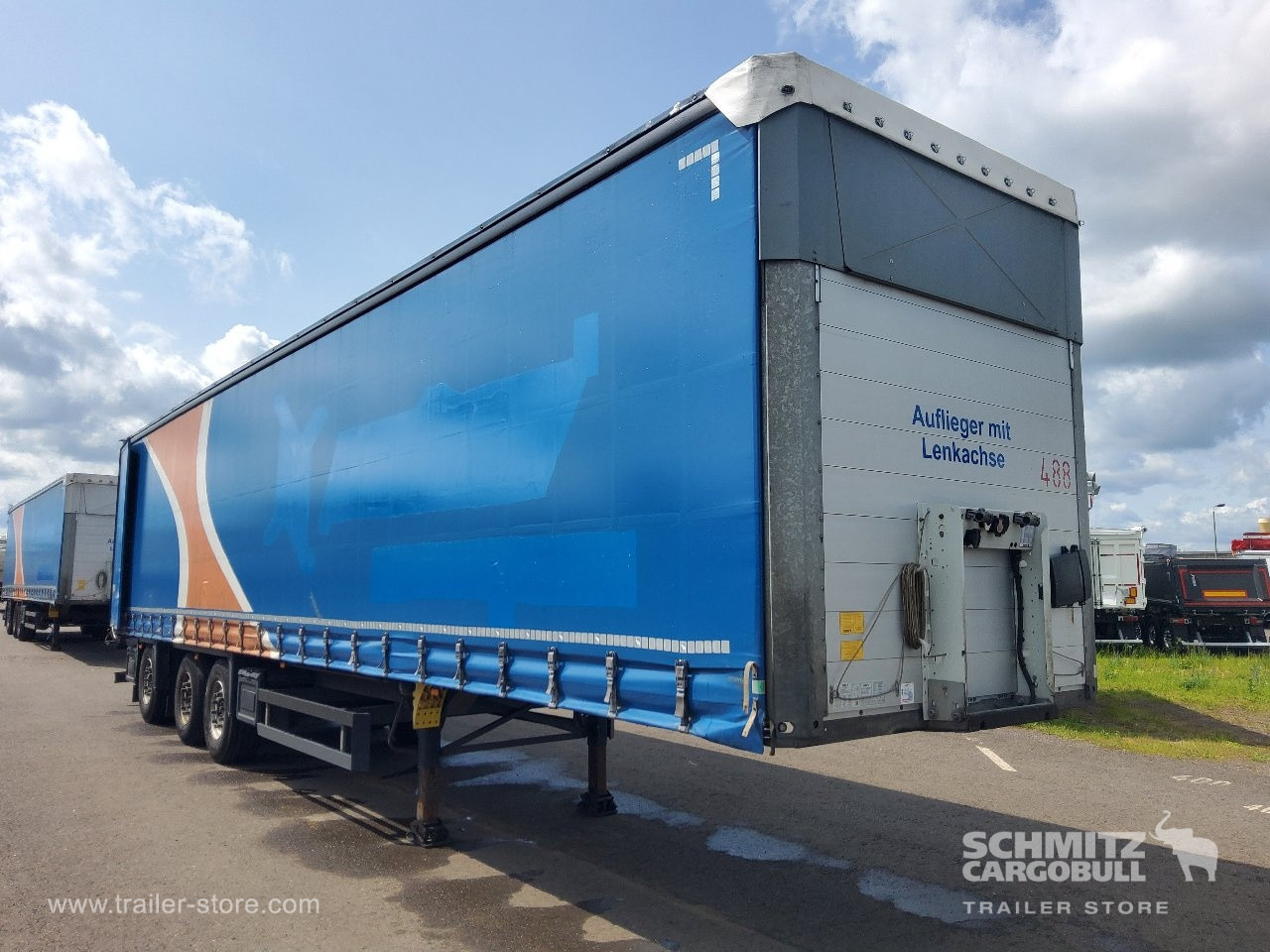 SCHMITZ Auflieger Curtainsider Standard Forklift holder - Tenteli dorse: fotoğraf 1 SCHMITZ Auflieger Curtainsider Standard Forklift holder - Tenteli dorse: fotoğraf 1