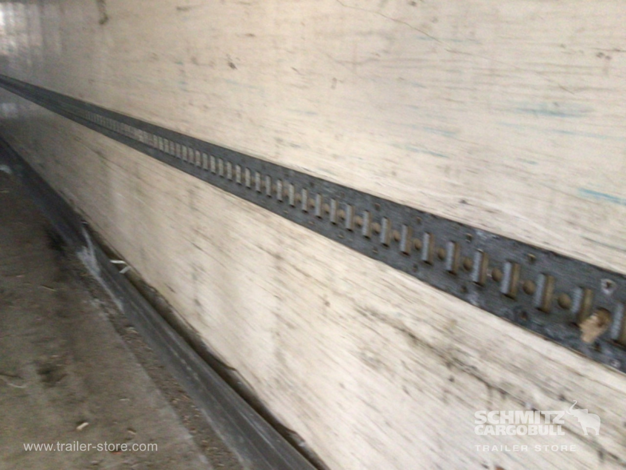 KRONE Reefer Standard Taillift - Izotermik dorse: fotoğraf 3 KRONE Reefer Standard Taillift - Izotermik dorse: fotoğraf 3