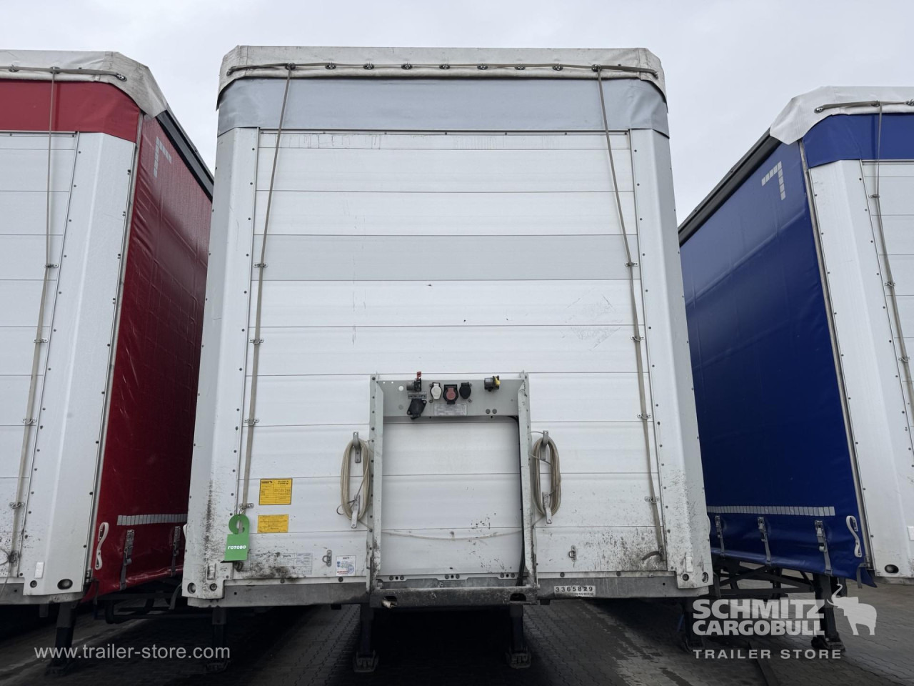 SCHMITZ Curtainsider Standard - Tenteli dorse: fotoğraf 4 SCHMITZ Curtainsider Standard - Tenteli dorse: fotoğraf 4