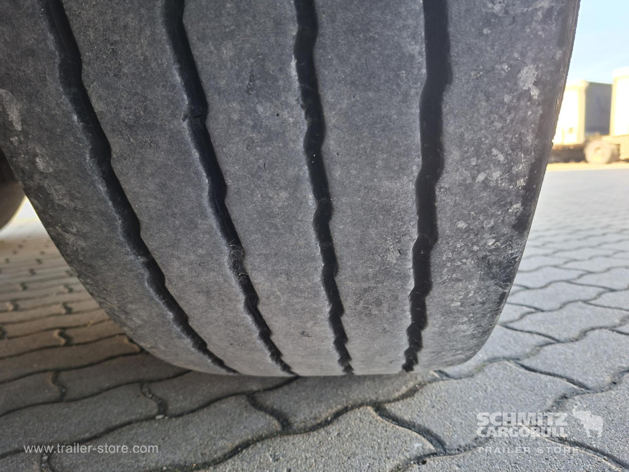 SCHMITZ Reefer Multitemp - Izotermik dorse: fotoğraf 4 SCHMITZ Reefer Multitemp - Izotermik dorse: fotoğraf 4