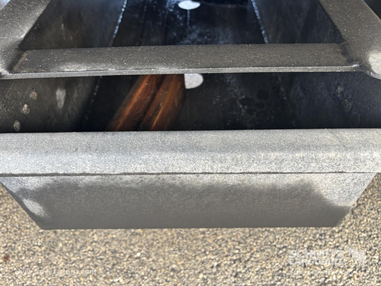 SCHMITZ Curtainsider Mega - Tenteli dorse: fotoğraf 2 SCHMITZ Curtainsider Mega - Tenteli dorse: fotoğraf 2