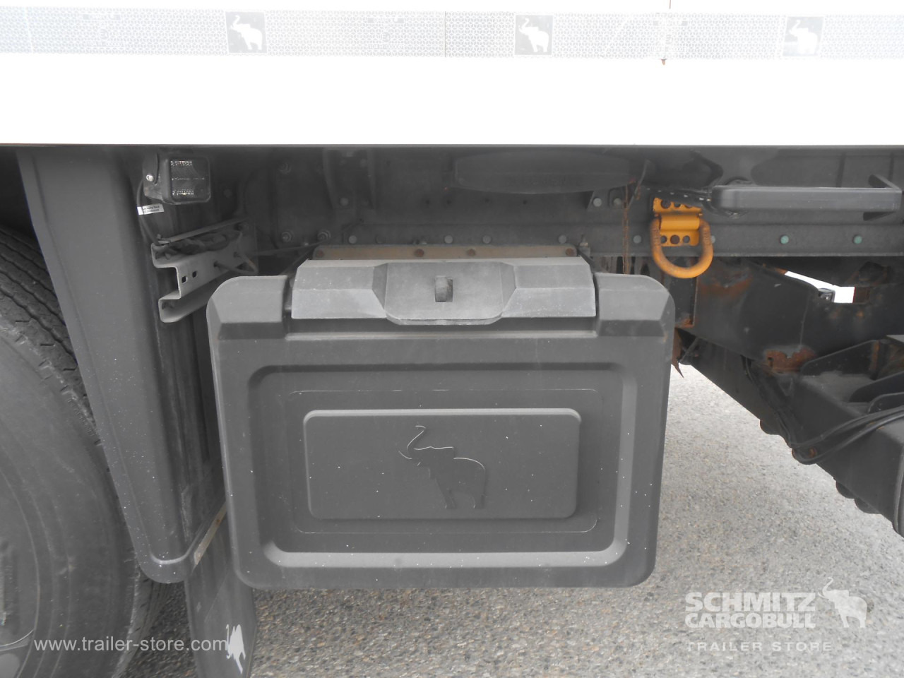 SCHMITZ Reefer Multitemp Taillift - Izotermik dorse: fotoğraf 2 SCHMITZ Reefer Multitemp Taillift - Izotermik dorse: fotoğraf 2