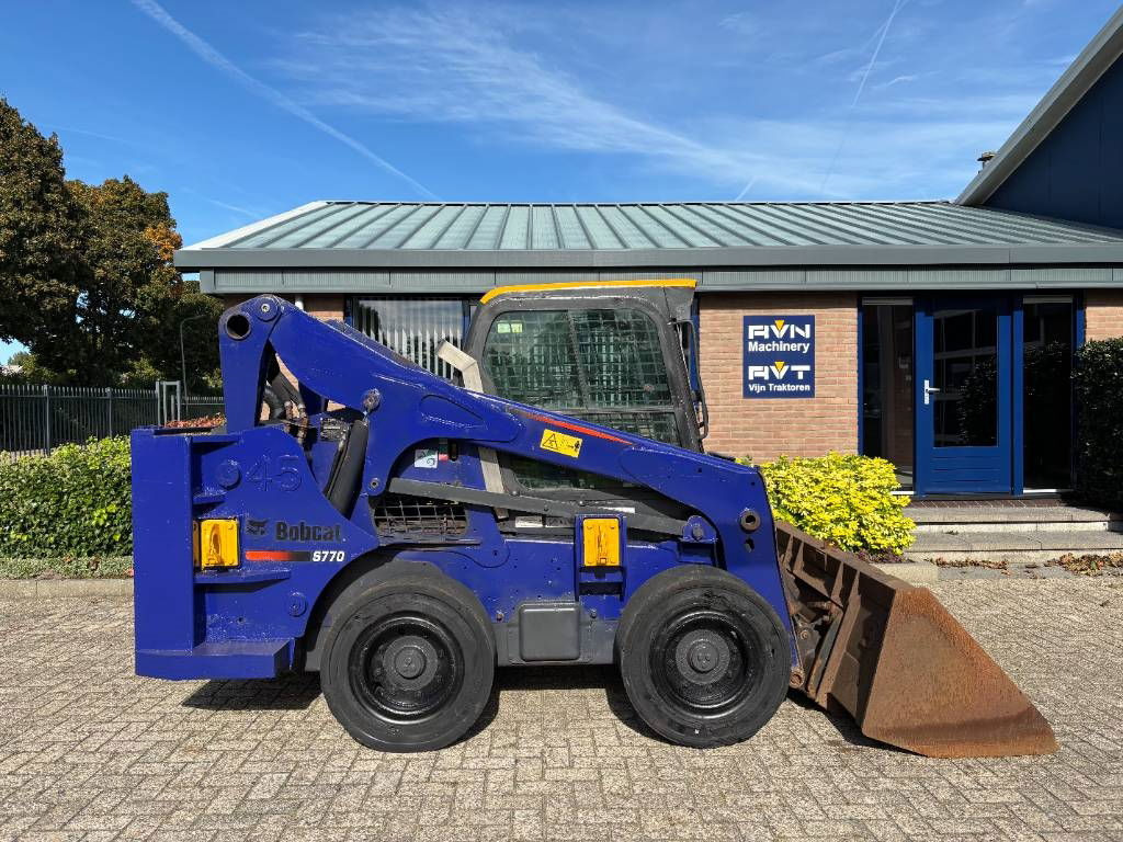 Bobcat S 770 - Mini yükleyici: fotoğraf 4 Bobcat S 770 - Mini yükleyici: fotoğraf 4