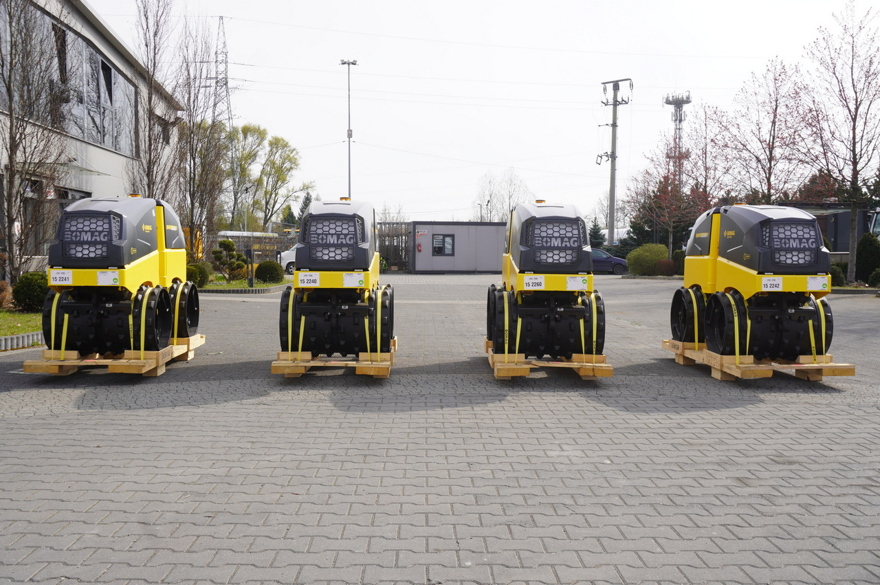 BOMAG BMP 8500 brand-new trench roller / Remote Control / 4 units - Toprak stabilizatörü: fotoğraf 2 BOMAG BMP 8500 brand-new trench roller / Remote Control / 4 units - Toprak stabilizatörü: fotoğraf 2