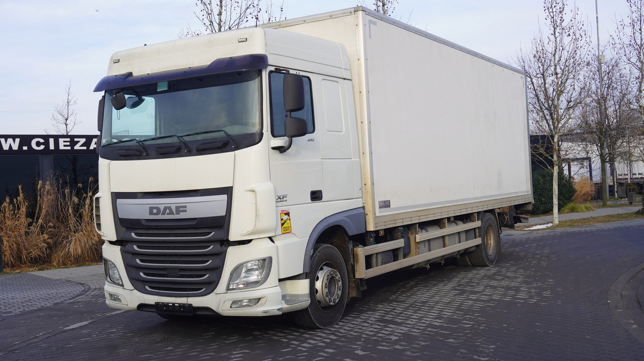DAF XF 410 EURO 6 /410 HP / 20 EPAL / Dhollandia lift 1500 kg - Kapalı kasa kamyon: fotoğraf 2 DAF XF 410 EURO 6 /410 HP / 20 EPAL / Dhollandia lift 1500 kg - Kapalı kasa kamyon: fotoğraf 2