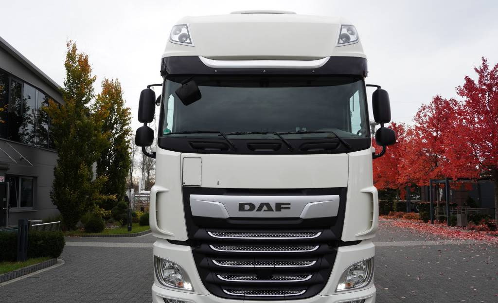 DAF XF 450 6×2 E6 / Refrigerator Lacapitaine / ATP/FRC to 2027 / 18 pallets - Refrijeratör kamyon: fotoğraf 2 DAF XF 450 6×2 E6 / Refrigerator Lacapitaine / ATP/FRC to 2027 / 18 pallets - Refrijeratör kamyon: fotoğraf 2