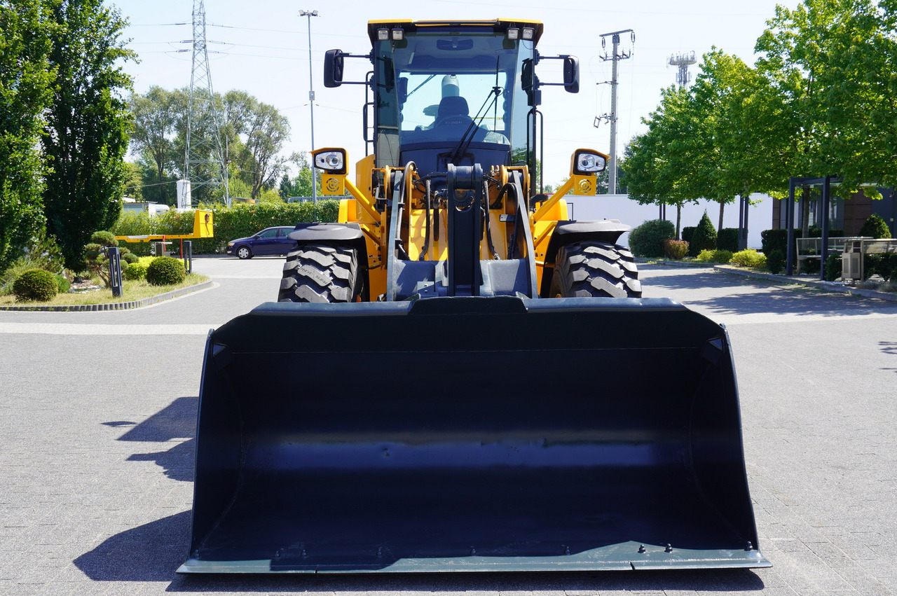HYUNDAI HL940A articulated loader / year 2021 / weight 13.5t year of production 2021 - Tekerlekli yükleyici: fotoğraf 5 HYUNDAI HL940A articulated loader / year 2021 / weight 13.5t year of production 2021 - Tekerlekli yükleyici: fotoğraf 5