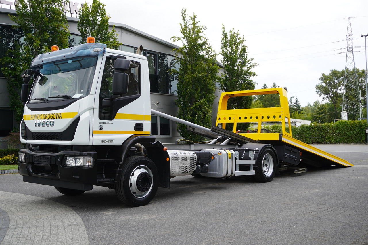 IVECO Eurocargo 160-210 / 75,000 km! / OMARS lowered tow truck platform / Fork - Araba taşıyıcı kamyon: fotoğraf 4 IVECO Eurocargo 160-210 / 75,000 km! / OMARS lowered tow truck platform / Fork - Araba taşıyıcı kamyon: fotoğraf 4