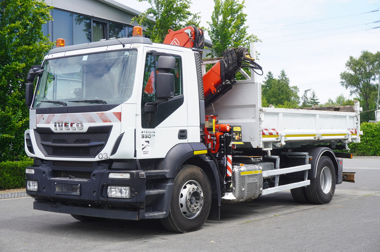 IVECO STRALIS 330 E6 / FASSI 195A 8.5 T / 3-side tipper - Damperli kamyon, Vinçli kamyon: fotoğraf 2 IVECO STRALIS 330 E6 / FASSI 195A 8.5 T / 3-side tipper - Damperli kamyon, Vinçli kamyon: fotoğraf 2