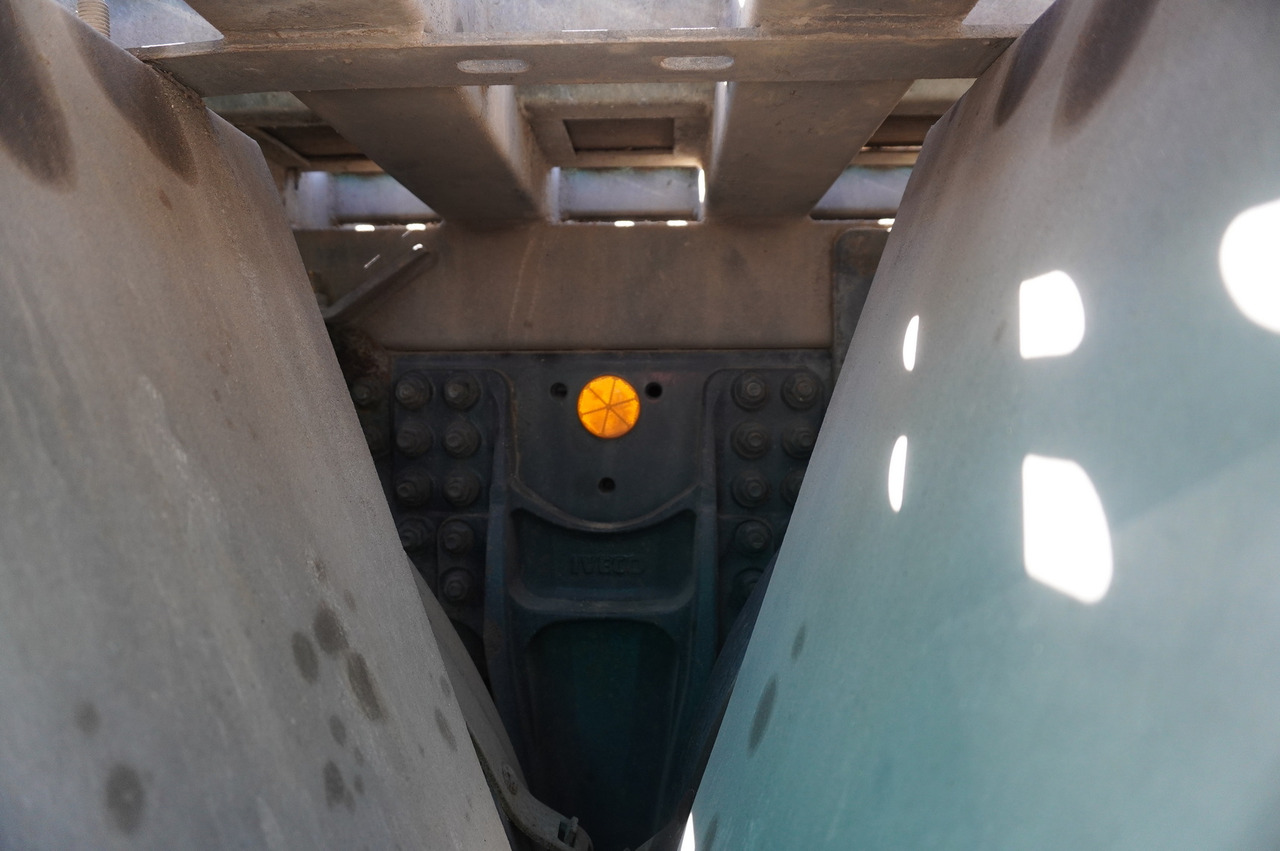 IVECO Stralis 360 EEV Tow truck 6x2 finansal kiralama IVECO Stralis 360 EEV Tow truck 6x2: fotoğraf 13