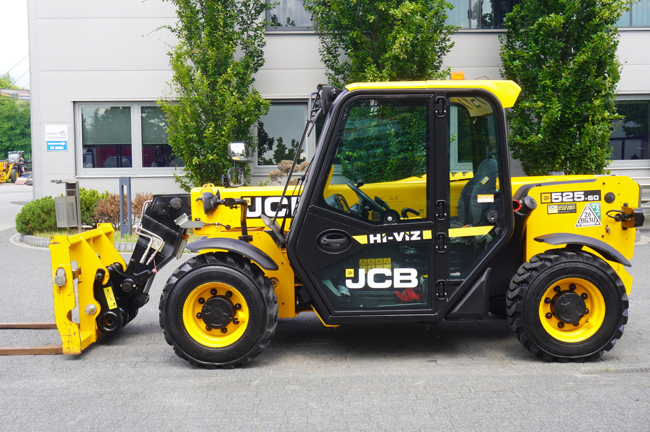 JCB 525-60T5 / 2022 / 860 MTH! / 2.5 T / Reach 6 m / joystick - Teleskopik yükleyici: fotoğraf 3 JCB 525-60T5 / 2022 / 860 MTH! / 2.5 T / Reach 6 m / joystick - Teleskopik yükleyici: fotoğraf 3