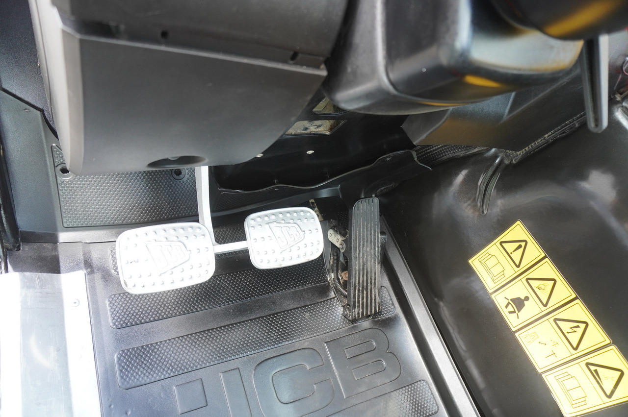 Teleskopik yükleyici JCB 525-60T5 / 2022 / 860 MTH! / 2.5 T / Reach 6 m / joystick: fotoğraf 30