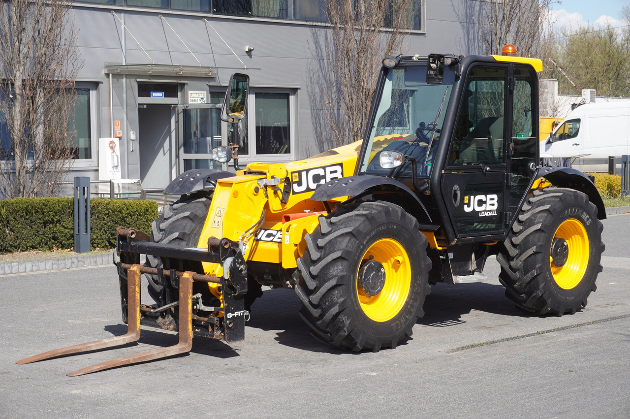 JCB 526-56 AGRI Plus / 5.6 m telescopic loader / joystick - Teleskopik yükleyici: fotoğraf 3 JCB 526-56 AGRI Plus / 5.6 m telescopic loader / joystick - Teleskopik yükleyici: fotoğraf 3