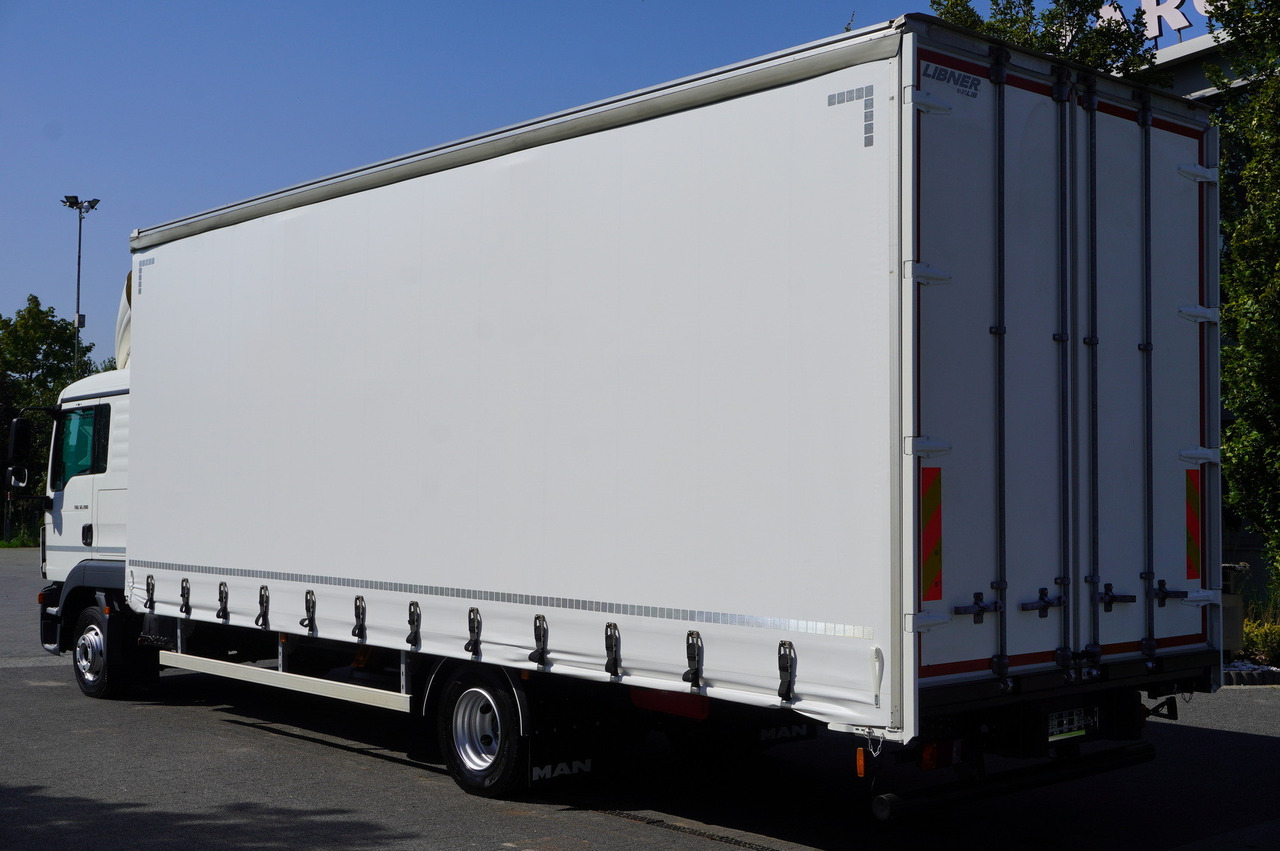 MAN TGL 12.190 / Curtainsider 19 EPAL / Sleeper cab - Tenteli kamyon: fotoğraf 3 MAN TGL 12.190 / Curtainsider 19 EPAL / Sleeper cab - Tenteli kamyon: fotoğraf 3