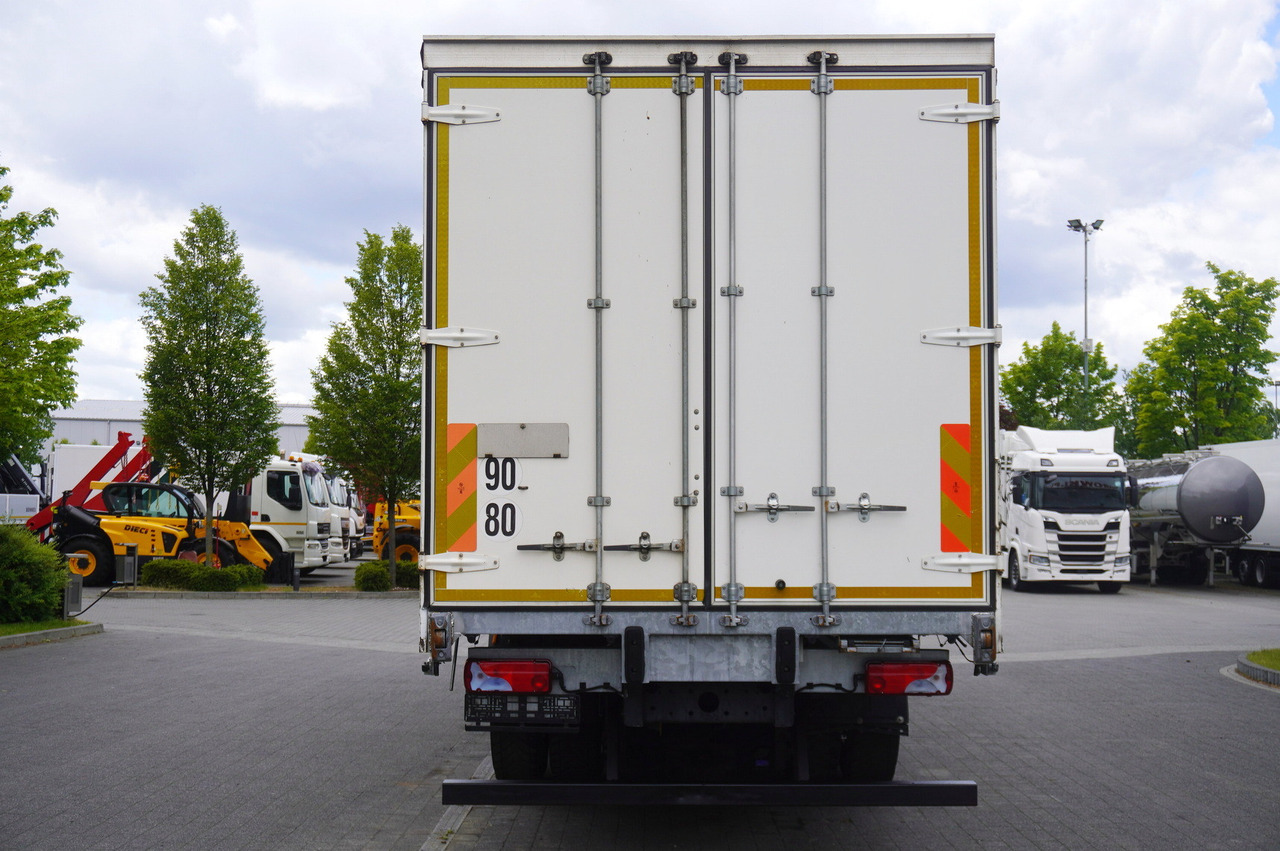MAN TGS 18.440 / 19 EPAL curtainsider / Sleeper cab - Tenteli kamyon: fotoğraf 3 MAN TGS 18.440 / 19 EPAL curtainsider / Sleeper cab - Tenteli kamyon: fotoğraf 3