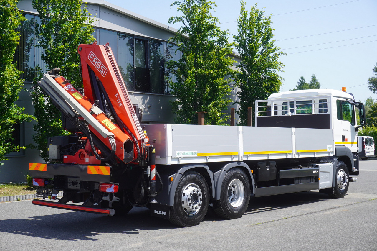 MAN TGS 26.360 Flatbed / Fassi F175 7.7 T / steered 3rd axle - Sal/ Açık kasa kamyon, Vinçli kamyon: fotoğraf 5 MAN TGS 26.360 Flatbed / Fassi F175 7.7 T / steered 3rd axle - Sal/ Açık kasa kamyon, Vinçli kamyon: fotoğraf 5