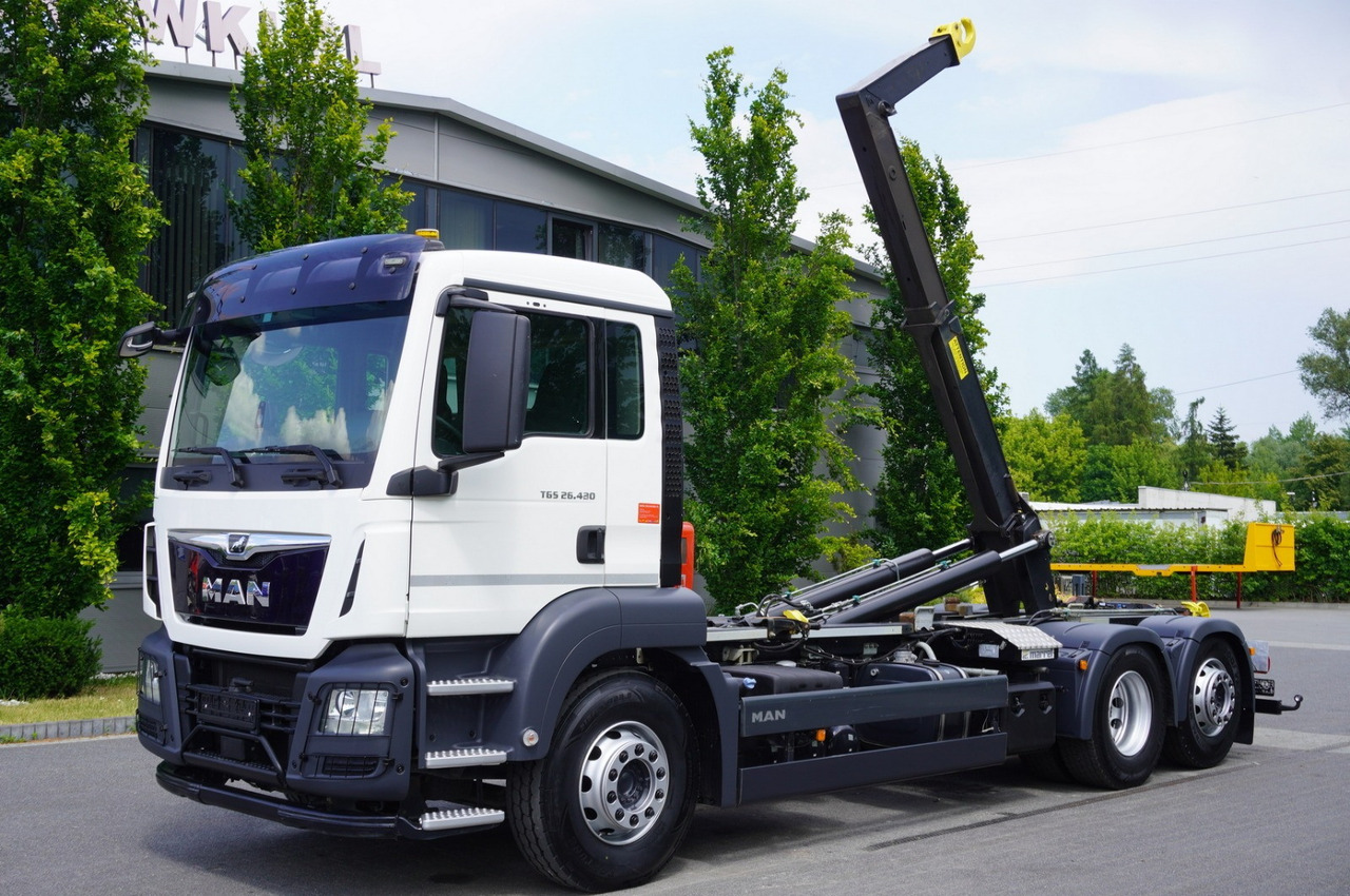 MAN TGS 26.430 E6 6x2 / HIAB Multilift hooklift - Kancalı yükleyici kamyon: fotoğraf 2 MAN TGS 26.430 E6 6x2 / HIAB Multilift hooklift - Kancalı yükleyici kamyon: fotoğraf 2