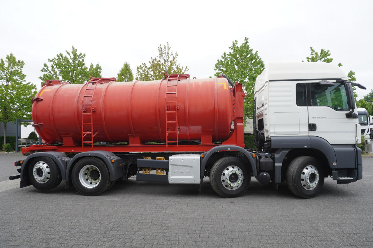 MAN TGS 35.420 8×2 / NEW septic barrel 13000 L / 3 steered axles - Tanker kamyon: fotoğraf 5 MAN TGS 35.420 8×2 / NEW septic barrel 13000 L / 3 steered axles - Tanker kamyon: fotoğraf 5