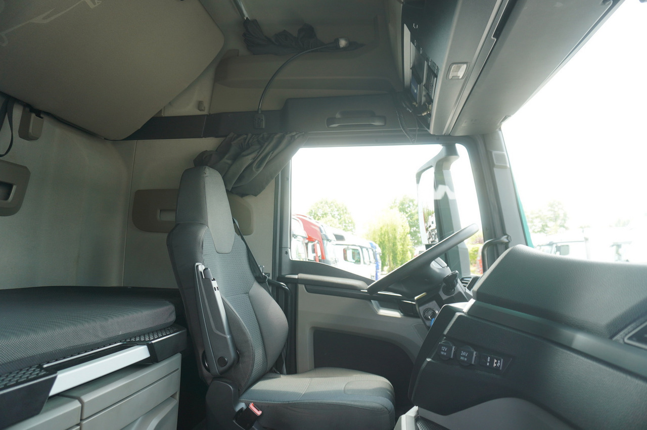 Tenteli kamyon MAN TGX 18.470 / 2022 / Curtainsider 19 EPAL / Retarder / 15 units: fotoğraf 29
