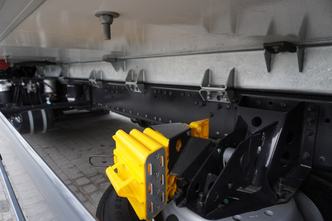 MAN TGX 26.400 / IGLOOCAR 20 pallets /  Carrier Supra 1250 Silent finansal kiralama MAN TGX 26.400 / IGLOOCAR 20 pallets /  Carrier Supra 1250 Silent: fotoğraf 12