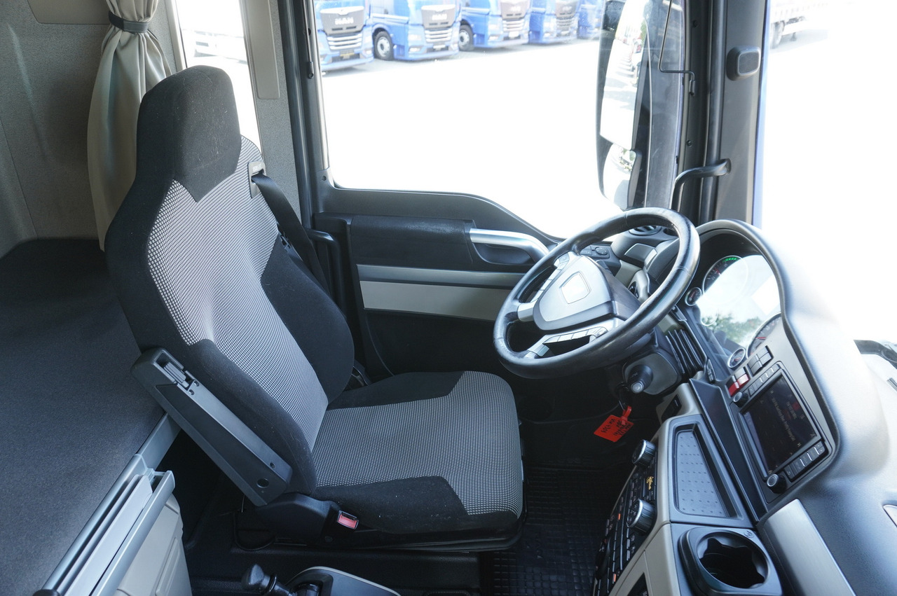 Refrijeratör kamyon MAN TGX 26.500 E6 XXL / Schmitz 19 pallets / Thermoking / steering axle: fotoğraf 38 Refrijeratör kamyon MAN TGX 26.500 E6 XXL / Schmitz 19 pallets / Thermoking / steering axle: fotoğraf 38