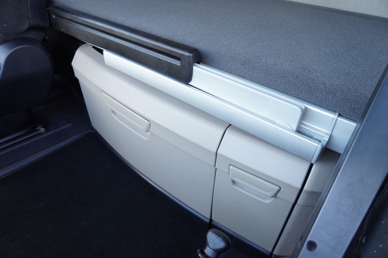 Refrijeratör kamyon MAN TGX 26.500 E6 XXL / Schmitz 19 pallets / Thermoking / steering axle: fotoğraf 36 Refrijeratör kamyon MAN TGX 26.500 E6 XXL / Schmitz 19 pallets / Thermoking / steering axle: fotoğraf 36