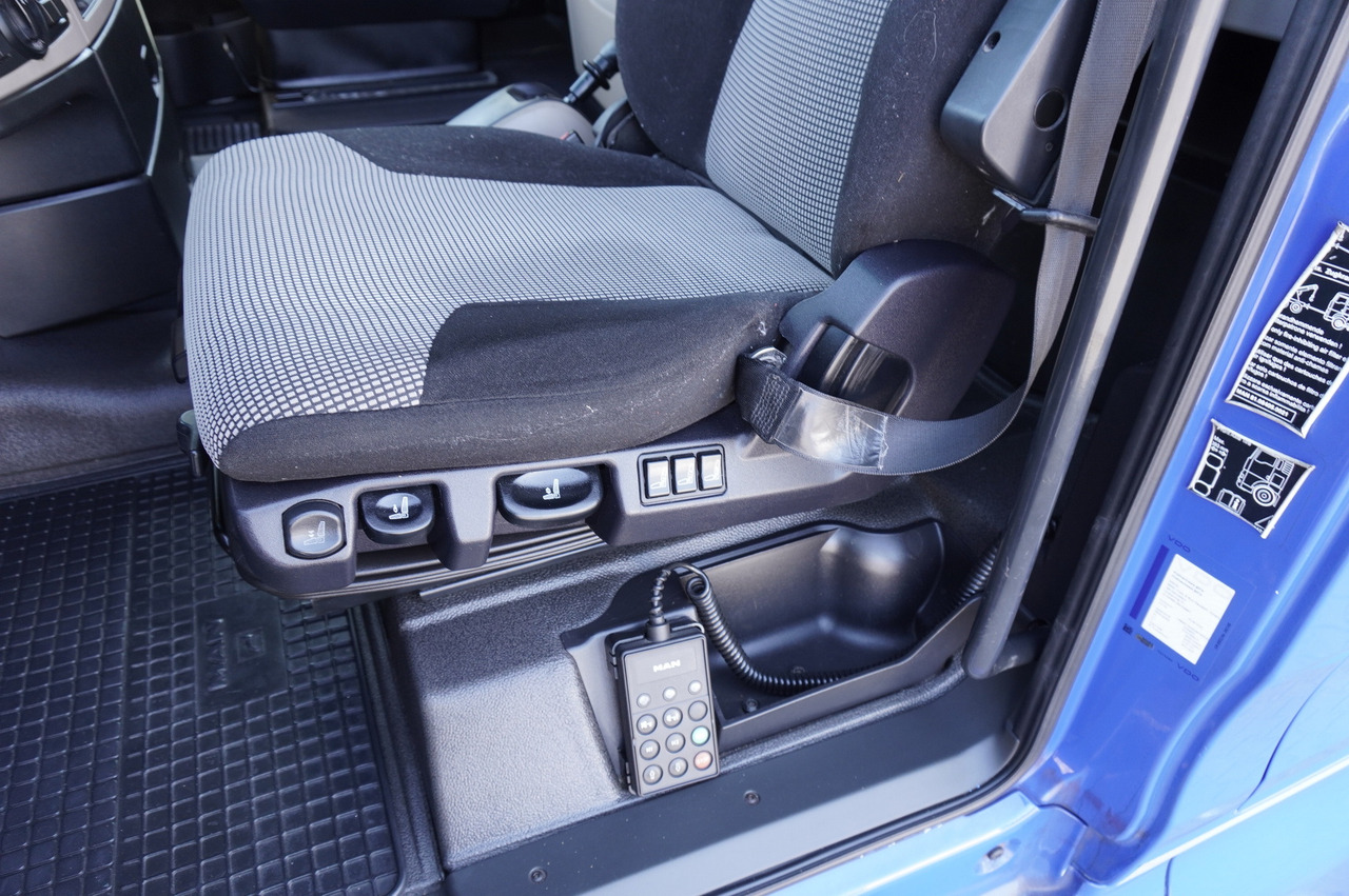 Refrijeratör kamyon MAN TGX 26.500 E6 XXL / Schmitz 19 pallets / Thermoking / steering axle: fotoğraf 34 Refrijeratör kamyon MAN TGX 26.500 E6 XXL / Schmitz 19 pallets / Thermoking / steering axle: fotoğraf 34