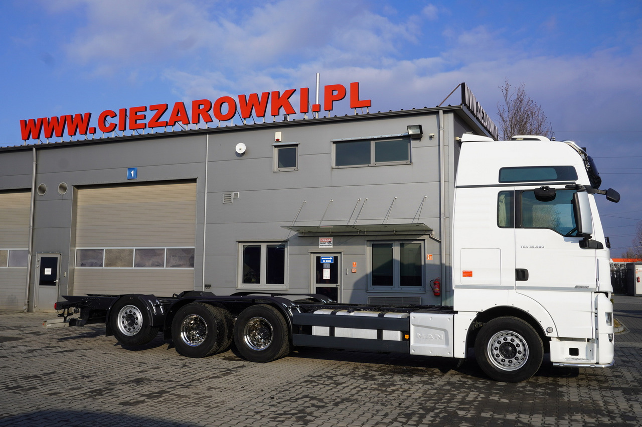 MAN TGX 35.580 E6 8x4/4 - 8.8m chassis frame - Şasi kamyon: fotoğraf 4 MAN TGX 35.580 E6 8x4/4 - 8.8m chassis frame - Şasi kamyon: fotoğraf 4