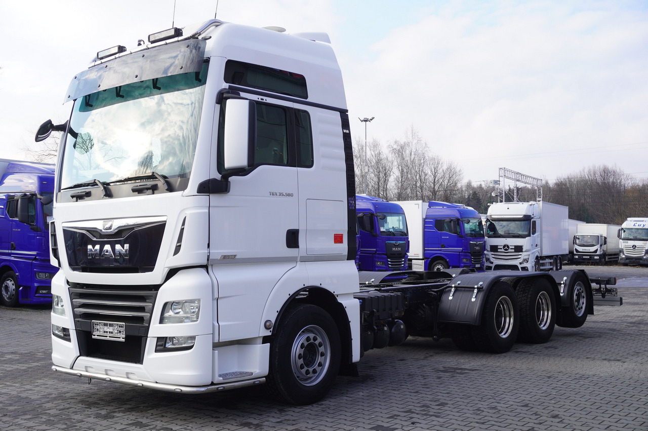 MAN TGX 35.580 E6 8x4/4 - 8.8m chassis frame - Şasi kamyon: fotoğraf 2 MAN TGX 35.580 E6 8x4/4 - 8.8m chassis frame - Şasi kamyon: fotoğraf 2
