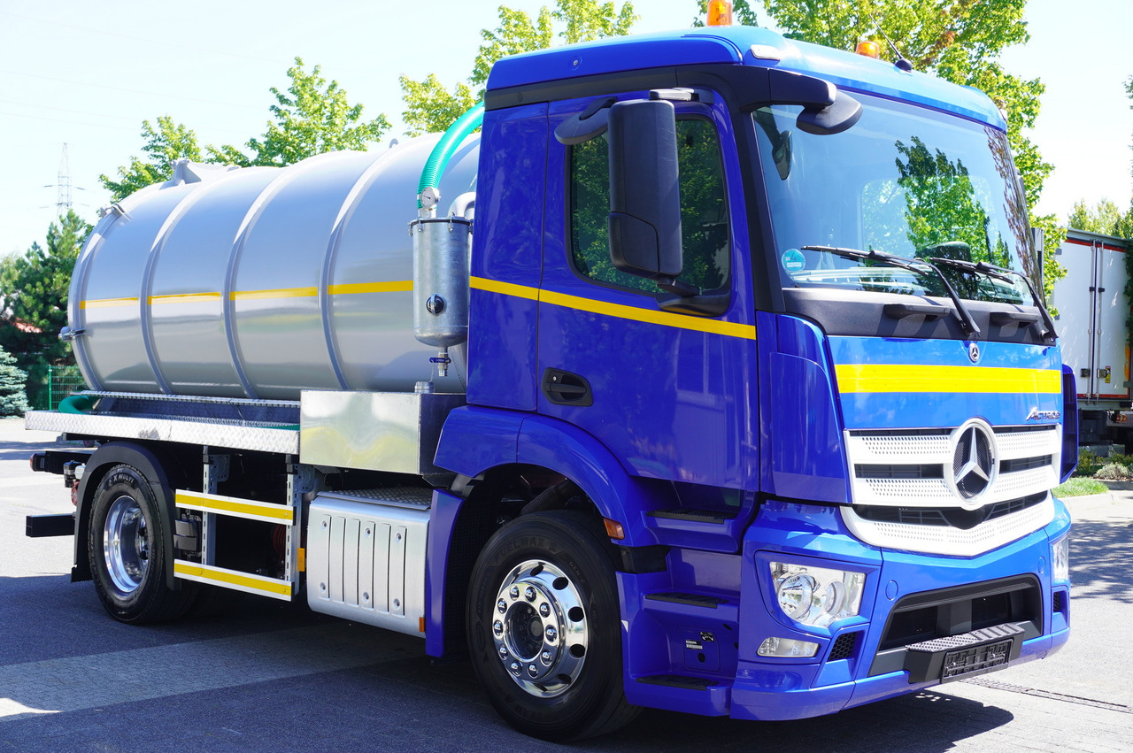MERCEDES-BENZ Actros 18.35 LS / Body NEW septic tank (08/2025) 11000 l / 280000 kilometers! - Sıvı gübre tankeri: fotoğraf 3 MERCEDES-BENZ Actros 18.35 LS / Body NEW septic tank (08/2025) 11000 l / 280000 kilometers! - Sıvı gübre tankeri: fotoğraf 3