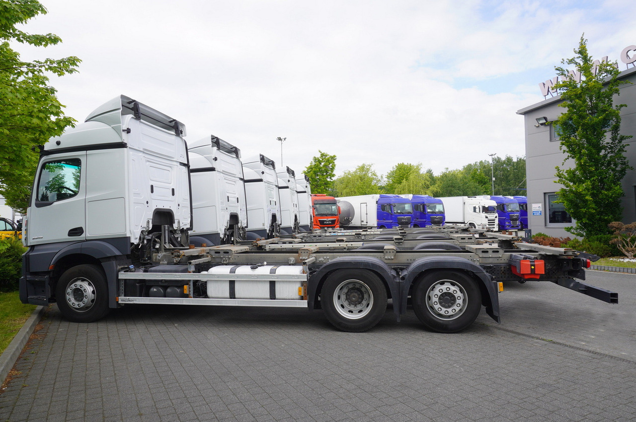 MERCEDES-BENZ Actros 2545 6×2 MP5 / ADR AT / 12 units - Konteynır taşıyıcı/ Yedek karoser kamyon: fotoğraf 5 MERCEDES-BENZ Actros 2545 6×2 MP5 / ADR AT / 12 units - Konteynır taşıyıcı/ Yedek karoser kamyon: fotoğraf 5