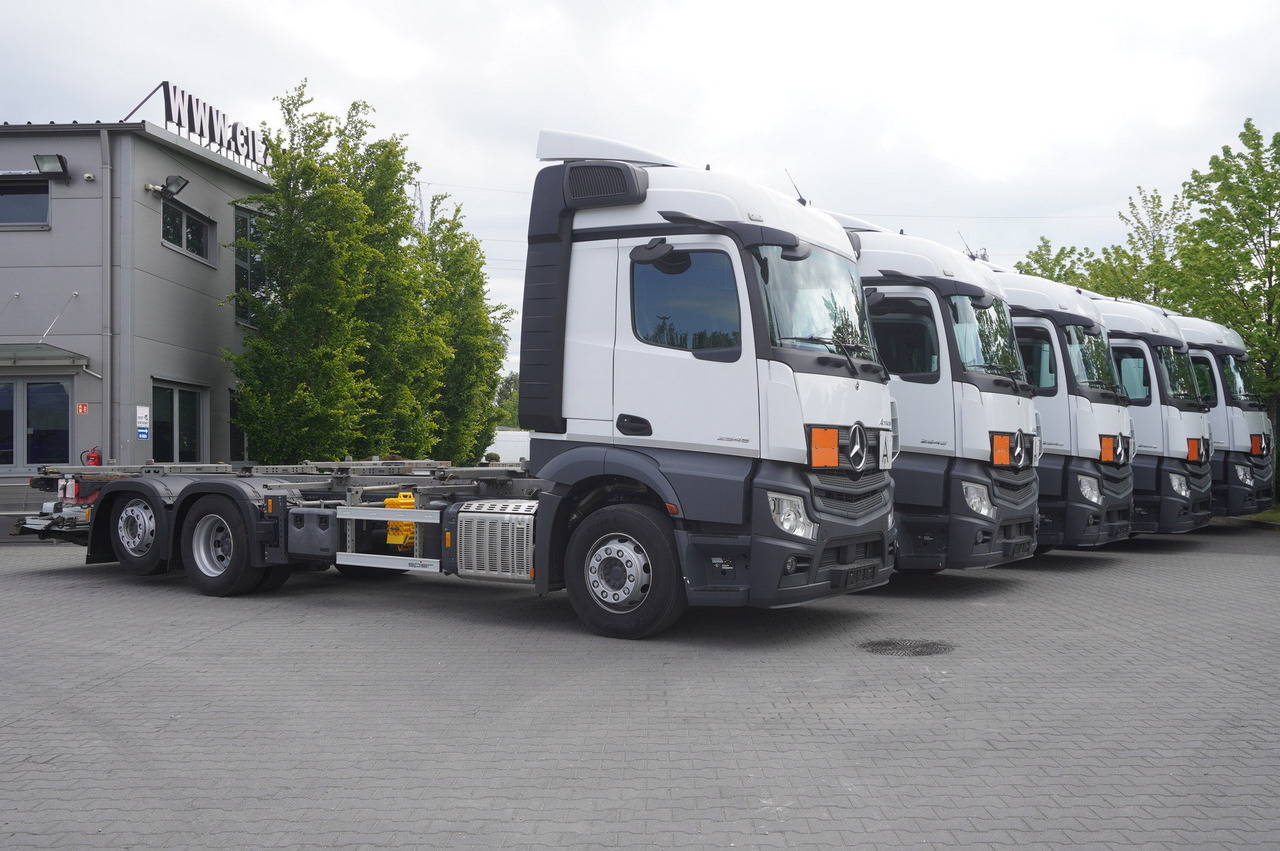 MERCEDES-BENZ Actros 2545 6×2 MP5 / ADR AT / 12 units - Konteynır taşıyıcı/ Yedek karoser kamyon: fotoğraf 2 MERCEDES-BENZ Actros 2545 6×2 MP5 / ADR AT / 12 units - Konteynır taşıyıcı/ Yedek karoser kamyon: fotoğraf 2