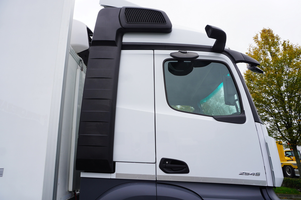 MERCEDES-BENZ Actros 2545 MP5 / Lecapitaine 18 EPAL refrigerator / Bitemperature / Carrier Supra 850 MT / ADR AT finansal kiralama MERCEDES-BENZ Actros 2545 MP5 / Lecapitaine 18 EPAL refrigerator / Bitemperature / Carrier Supra 850 MT / ADR AT: fotoğraf 16