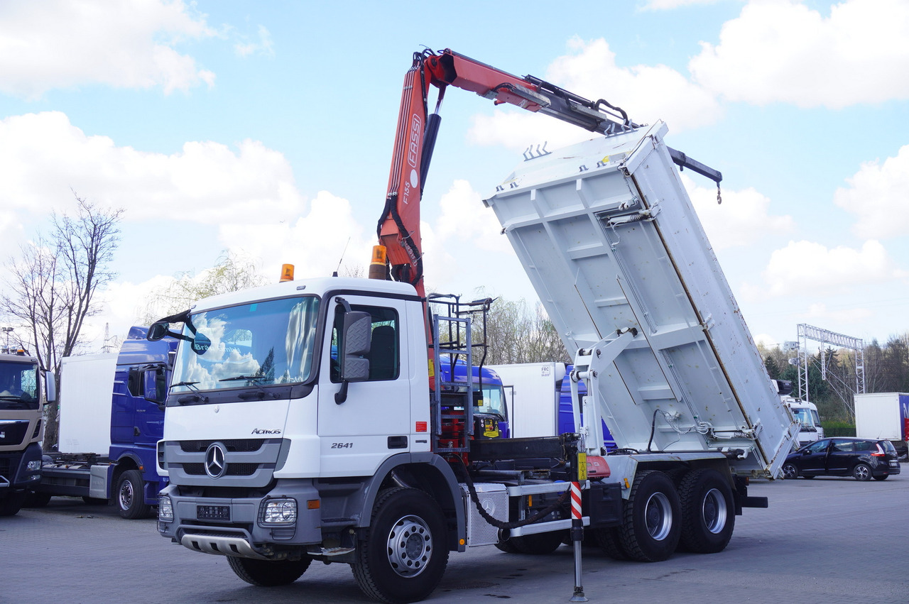 MERCEDES-BENZ Actros 2641 6×4 E5 / Crane / Dumper / 110000 km! - Sal/ Açık kasa kamyon, Vinçli kamyon: fotoğraf 2 MERCEDES-BENZ Actros 2641 6×4 E5 / Crane / Dumper / 110000 km! - Sal/ Açık kasa kamyon, Vinçli kamyon: fotoğraf 2