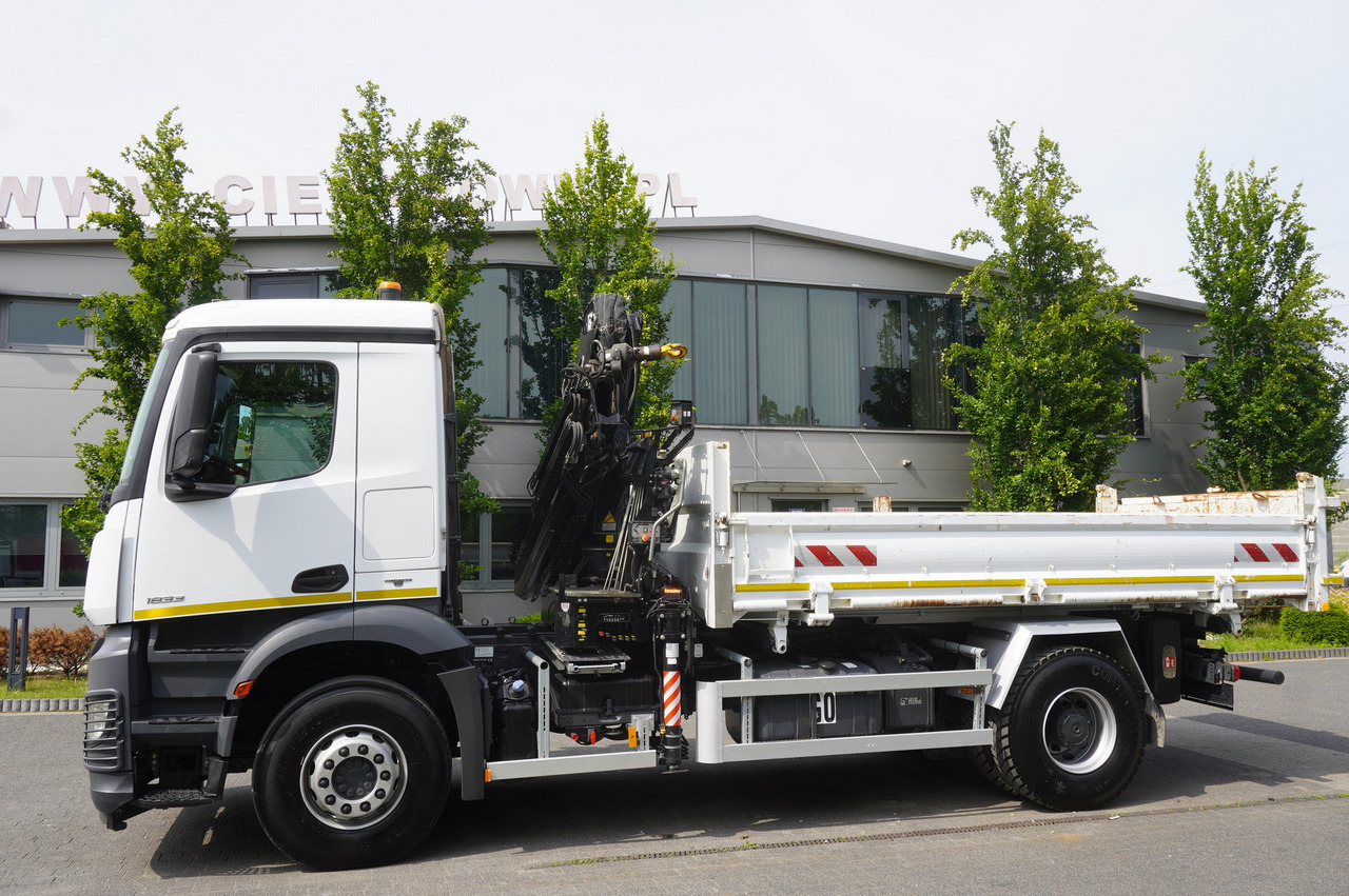 MERCEDES-BENZ Arocs 1833 / 87,000 km!!! / Hds HIAB X-DUO 128 B-2 / three-sided tipper - Vinçli kamyon, Vinçli kamyon: fotoğraf 5 MERCEDES-BENZ Arocs 1833 / 87,000 km!!! / Hds HIAB X-DUO 128 B-2 / three-sided tipper - Vinçli kamyon, Vinçli kamyon: fotoğraf 5