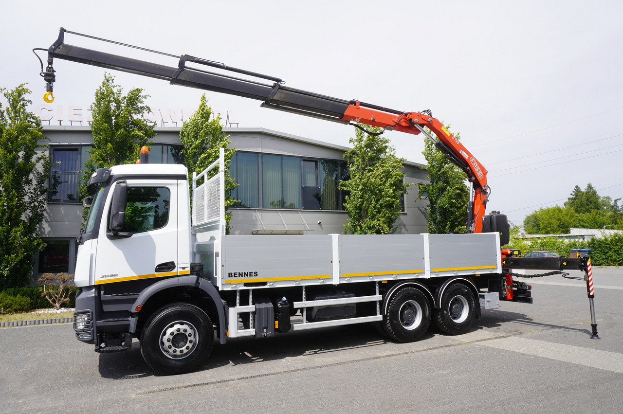 MERCEDES-BENZ Arocs 2633 flatbed truck / Crane FASSI F155A.0.23 / REMOTE CONTROL / 230,000 km - Vinçli kamyon: fotoğraf 3 MERCEDES-BENZ Arocs 2633 flatbed truck / Crane FASSI F155A.0.23 / REMOTE CONTROL / 230,000 km - Vinçli kamyon: fotoğraf 3