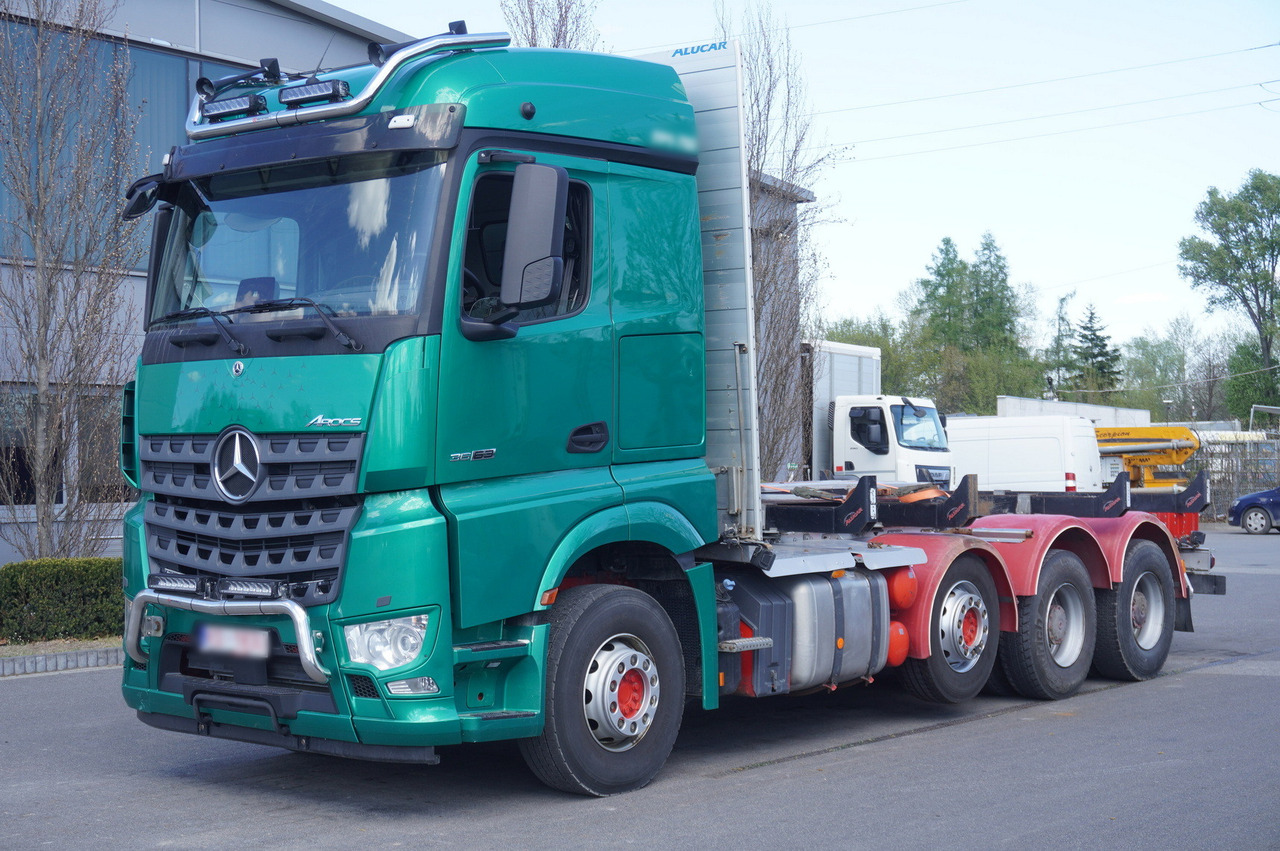 Mercedes-Benz Actros 3563 8 × 4 / 630 HP / steered axle / Logging superstructure - Şasi kamyon: fotoğraf 3 Mercedes-Benz Actros 3563 8 × 4 / 630 HP / steered axle / Logging superstructure - Şasi kamyon: fotoğraf 3
